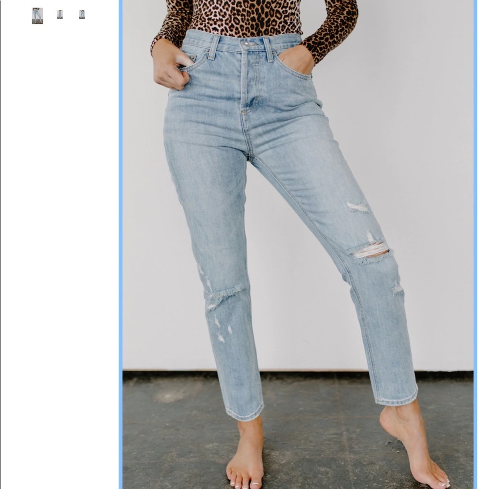 Blank Paige Distressed Boyfriend Jeans. Size Medium. EUC.